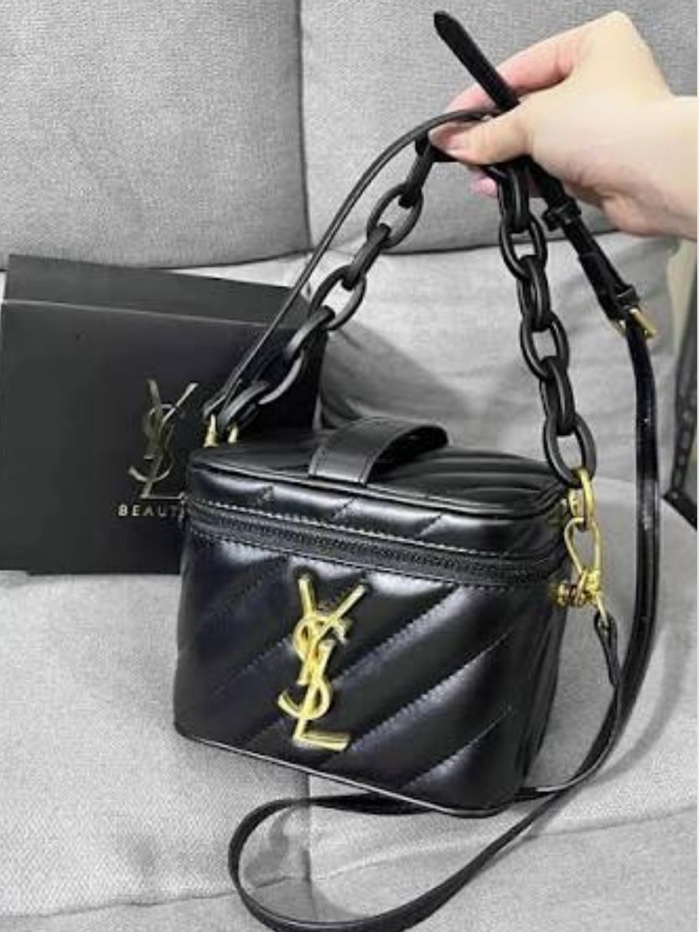 YSL NEW with box Saint Laurent Black Quilted Vanity Bag with Gold YSL Logo. - Picture 1 of 9